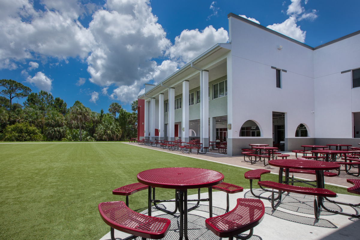 Architectural view of the courtyard at the Somerset Collegiate Preparatory Academy chater hs in Port St Lucie, FL.